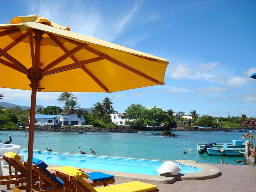 Hotel Solymar Puerto Ayora  Buitenkant foto