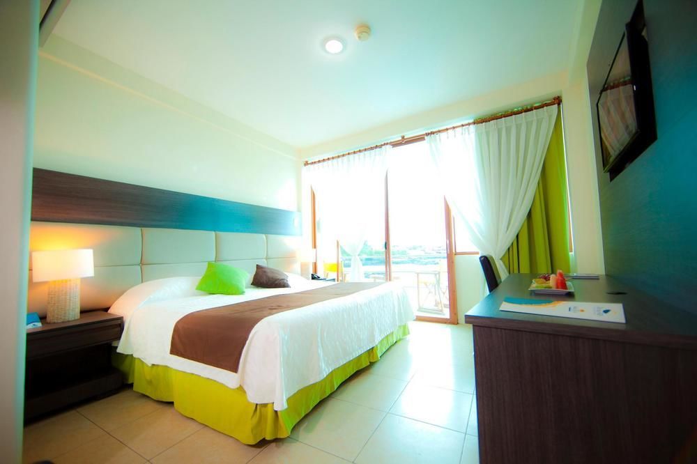 Hotel Solymar Puerto Ayora  Buitenkant foto